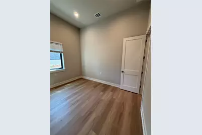104 Oak Court, Johnson City, TX 78636 - Photo 6