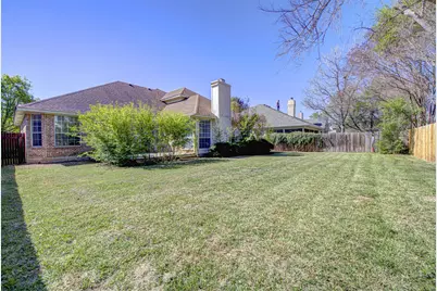 30011 Oakland Hills Drive, Georgetown, TX 78628 - Photo 38