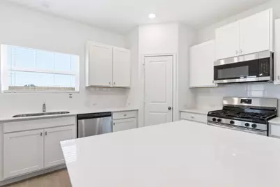 1404 Roaming Oak Bend, Georgetown, TX 78628 - Photo 8