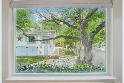 1205 Alta Vista Avenue #B, Austin, TX 78704 - Photo 2