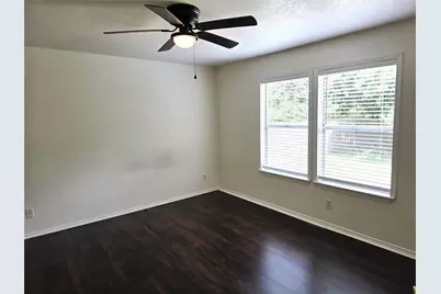 1600 Hollow Tree Boulevard, Round Rock, TX 78681 - Photo 20