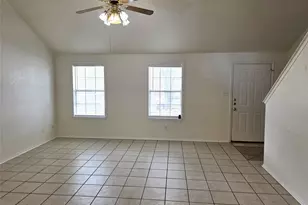 1600 Hollow Tree Blvd, Round Rock, TX 78681 - Photo 2