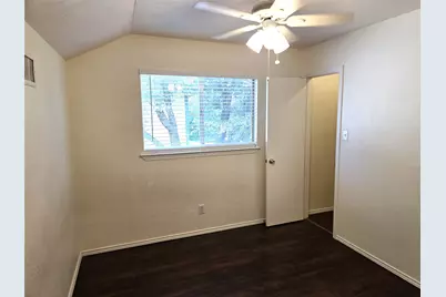 1600 Hollow Tree Boulevard, Round Rock, TX 78681 - Photo 34
