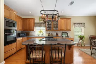 391 Liberty Dr, Liberty Hill, TX 78642 - Photo 8