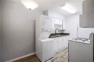 2401 Manor Rd, Austin, TX 78722 - Photo 14