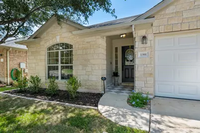 1391 Stone Rim Loop, Buda, TX 78610 - Photo 2