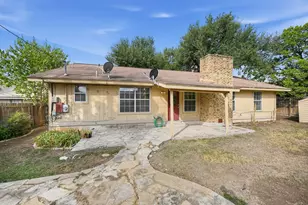212 Burning Tree Dr, Georgetown, TX 78628 - Photo 18