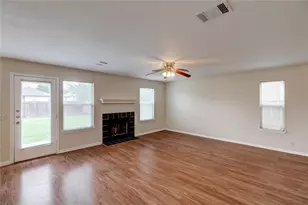 16712 Hamilton Point Cir, Manor, TX 78653 - Photo 4