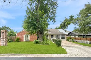 5205 Stone Gate Dr, Austin, TX 78721 - Photo 6