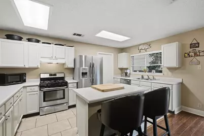 1751 Star Light Circle, Cedar Park, TX 78613 - Photo 10