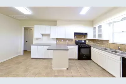205 E 2nd Street, Georgetown, TX 78626 - Photo 20