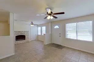205 E 2nd St, Georgetown, TX 78626 - Photo 10