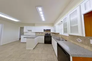 205 E 2nd St, Georgetown, TX 78626 - Photo 22