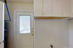 205 E 2nd St, Georgetown, TX 78626 - Photo 24