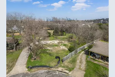 1402 Valleyridge Drive, Austin, TX 78704 - Photo 6
