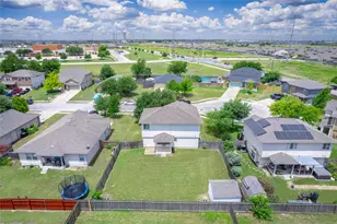 316 Lidell St, Hutto, TX 78634 - Photo 34
