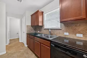 316 Lidell St, Hutto, TX 78634 - Photo 10