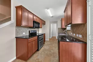 316 Lidell St, Hutto, TX 78634 - Photo 10