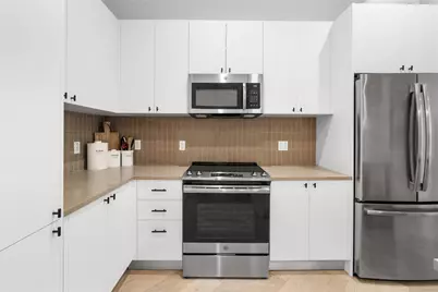 800 Embassy Drive #421, Austin, TX 78702 - Photo 6