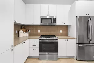 800 Embassy Dr, Austin, TX 78702 - Photo 6