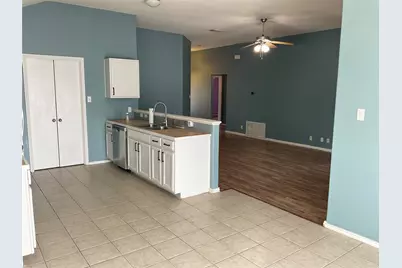 2003 Brewers Place, Taylor, TX 76574 - Photo 10