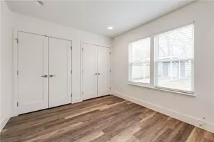 1021 E 45th St, Austin, TX 78751 - Photo 16