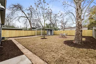 1021 E 45th St, Austin, TX 78751 - Photo 34