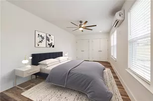 1021 E 45th St, Austin, TX 78751 - Photo 4