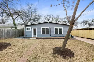 1021 E 45th St, Austin, TX 78751 - Photo 32