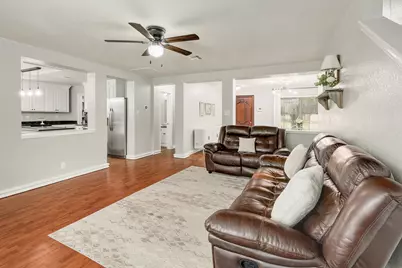 335 Mistletoe Lane, Kyle, TX 78640 - Photo 4
