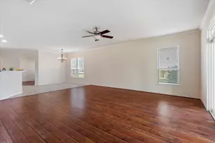 112 Winter Dr, Georgetown, TX 78633 - Photo 12