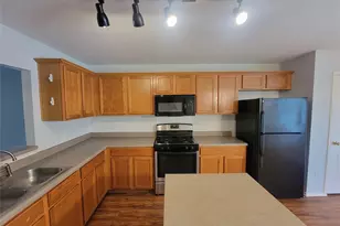 152 Dressen Dr, Kyle, TX 78640 - Photo 18