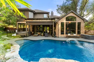 12104 Estrada Ct, Austin, TX 78732 - Photo 2
