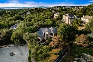 12104 Estrada Ct, Austin, TX 78732 - Photo 4