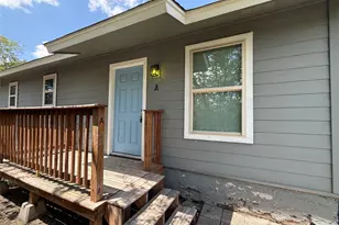 1009 Alex St, Lockhart, TX 78644 - Photo 1