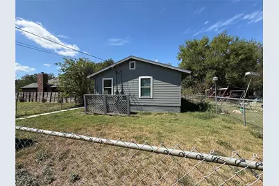 1009 Alex Street #A, Lockhart, TX 78644 - Photo 10