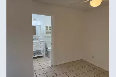 1214 Barton Hills Dr #207, Austin, TX 78704 - Photo 10