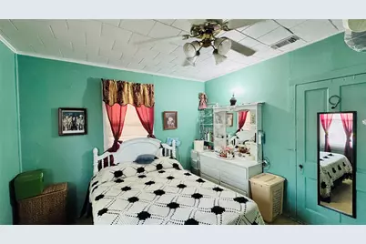 1604 S Pine Street, Georgetown, TX 78626 - Photo 4