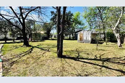 1604 S Pine Street, Georgetown, TX 78626 - Photo 12