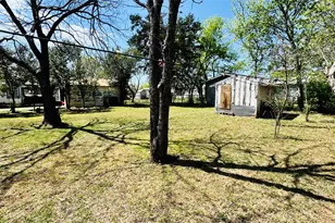 1604 S Pine St, Georgetown, TX 78626 - Photo 12