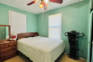 1604 S Pine St, Georgetown, TX 78626 - Photo 8
