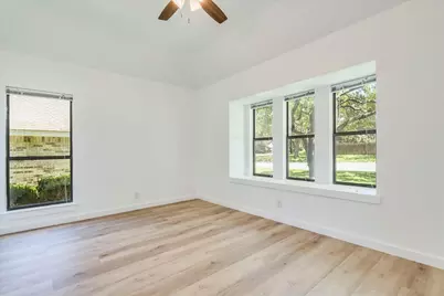2132 Northcrest Drive, New Braunfels, TX 78130 - Photo 18