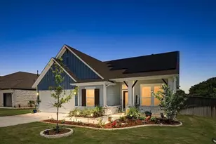 108 Charles Zanco Dr, Bastrop, TX 78602 - Photo 2