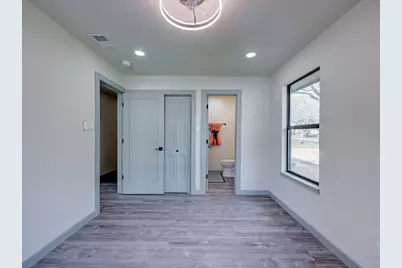 1513 Cloverleaf Drive, Austin, TX 78723 - Photo 32