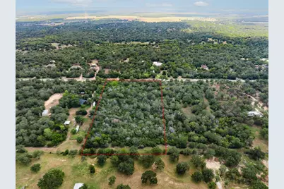 308 The Oaks Boulevard, Elgin, TX 78621 - Photo 10