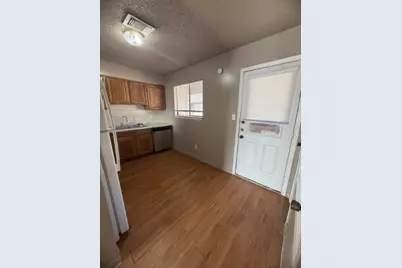 139 Elm Drive #306, Lockhart, TX 78644 - Photo 4