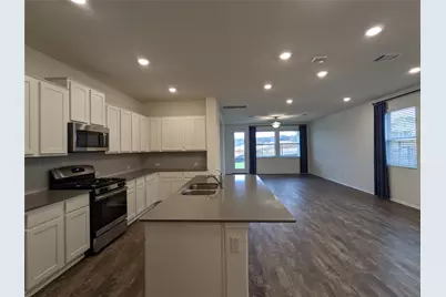 100 Montauk Loop, Georgetown, TX 78628 - Photo 4