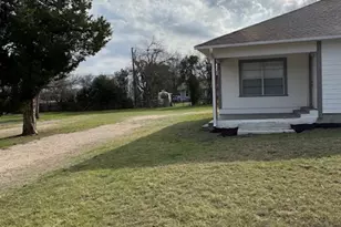 205 E Hoopes Ave, Pflugerville, TX 78660 - Photo 20