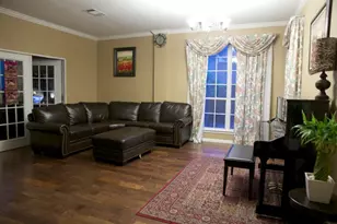 11580 Cedarcliffe Dr, Austin, TX 78750 - Photo 2