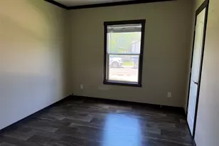 1712 17th St, Hondo, TX 78861 - Photo 12